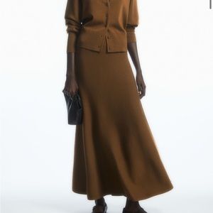 Cos KNITTED MIDI SKIRT brown